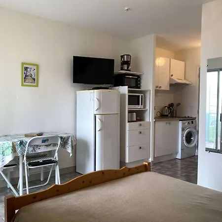 Appartement Avec Balcon A - Fr-1-553-317